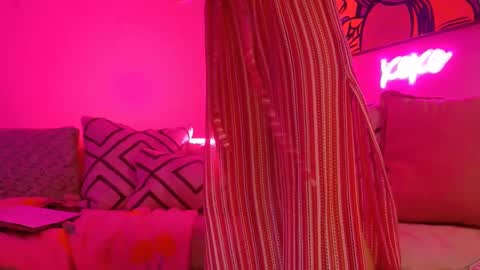 Snapshot of chaturhoe chatting on 09/15/25, 05:40 Rockhard Cockstar N Roxynyes online show from 09/15/25, 05:40