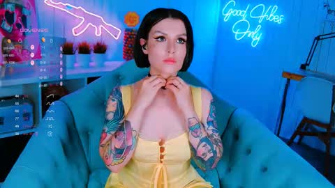 Miss Harmony online show from 09/17/25, 01:40