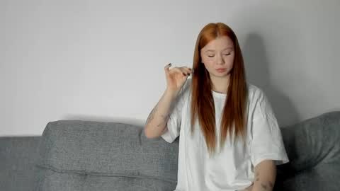 Em online show from 02/11/25, 06:11