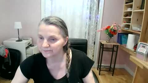 chealsiek online show from 05/15/26, 11:23