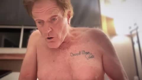 Snapshot of cheapandfast chatting on 10/24/25, 12:56 cheapandfast online show from 10/24/25, 12:56