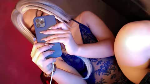 Snapshot of cheatchatter chatting on 05/15/26, 12:23 RIVA online show from 05/15/26, 12:23