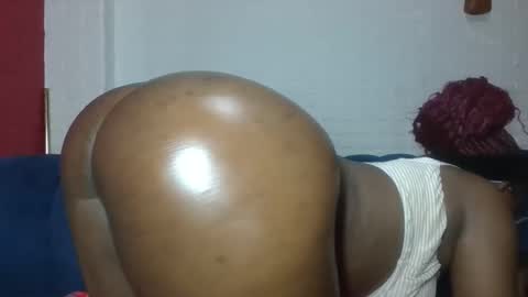 Snapshot of cheeky_charms chatting on 12/16/25, 05:18 cheeky_charms online show from 12/16/25, 05:18