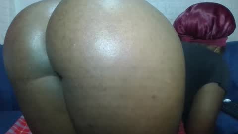Snapshot of cheeky_charms chatting on 02/17/26, 08:44 cheeky_charms online show from 02/17/26, 08:44