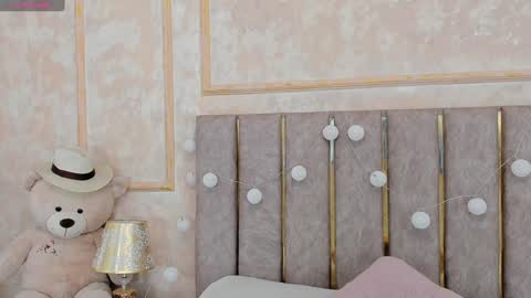 Baby Cherry online show from 12/03/24, 12:38