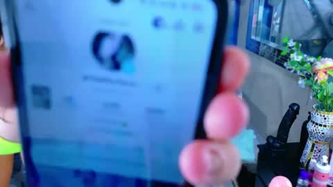 Snapshot of cheily_adamsx1 chatting on 09/19/25, 05:09 cheily_adamsx1 online show from 09/19/25, 05:09