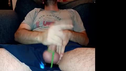 Snapshot of chellentrav chatting on 12/21/24, 05:25 chellentrav online show from 12/21/24, 05:25