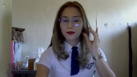 Snapshot of chelly4u69 chatting on 09/22/25, 04:25 chelly4u69 online show from 09/22/25, 04:25