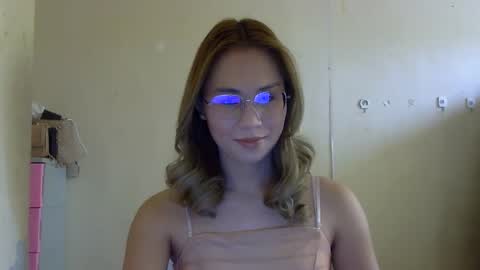 Snapshot of chelly4u69 chatting on 10/11/25, 03:06 chelly4u69 online show from 10/11/25, 03:06