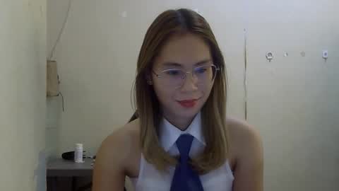 Snapshot of chelly4u69 chatting on 10/25/25, 05:26 chelly4u69 online show from 10/25/25, 05:26