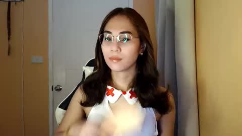 Snapshot of chelly4u69 chatting on 02/10/26, 02:04 chelly4u69 online show from 02/10/26, 02:04