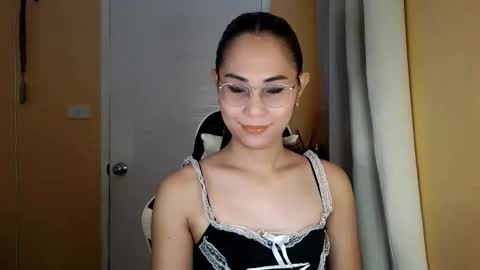 Snapshot of chelly4u69 chatting on 03/06/26, 02:30 chelly4u69 online show from 03/06/26, 02:30