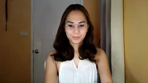 Snapshot of chelly4u69 chatting on 03/16/26, 01:33 chelly4u69 online show from 03/16/26, 01:33