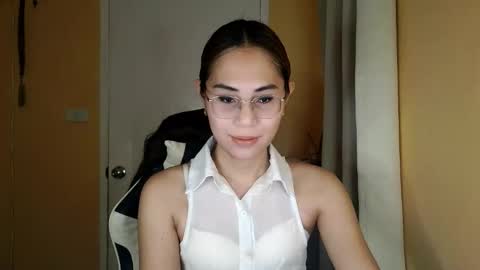 Snapshot of chelly4u69 chatting on 03/25/26, 11:55 chelly4u69 online show from 03/25/26, 11:55