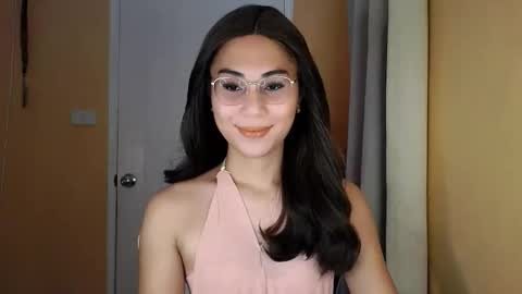 Snapshot of chelly4u69 chatting on 04/06/26, 02:09 chelly4u69 online show from 04/06/26, 02:09