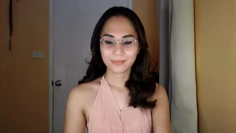 Snapshot of chelly4u69 chatting on 04/08/26, 10:48 chelly4u69 online show from 04/08/26, 10:48