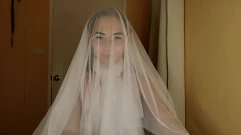 Snapshot of chelly4u69 chatting on 04/14/26, 10:38 chelly4u69 online show from 04/14/26, 10:38