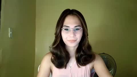 Snapshot of chelly4u69 chatting on 05/21/26, 12:50 chelly4u69 online show from 05/21/26, 12:50