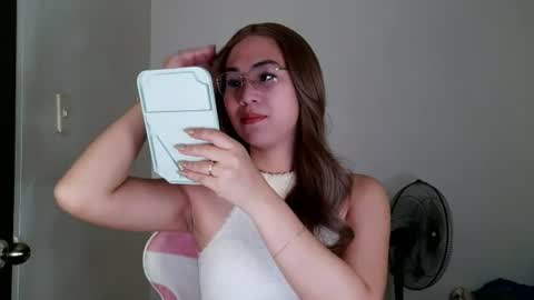 chelly4u69 online show from 07/13/26, 10:01