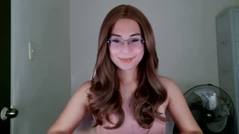 chelly4u69 online show from 08/04/26, 12:03