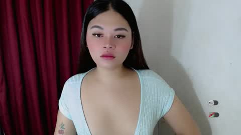 Snapshot of chelse_coco chatting on 11/22/25, 10:53 CHELSEA online show from 11/22/25, 10:53