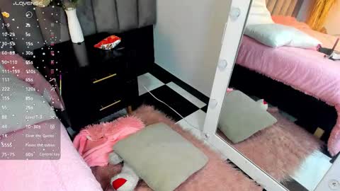 chelsea_bolton_ online show from 11/09/25, 11:41