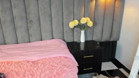 chelsea_bolton_ online show from 11/19/25, 12:27