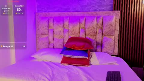 chelsea_dalea online show from 07/22/26, 08:00