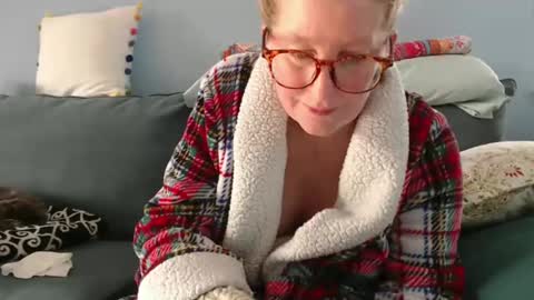 Chelsea online show from 12/03/24, 06:38