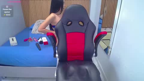 Snapshot of chelsypickman chatting on 10/02/25, 03:35 C H E L S Y online show from 10/02/25, 03:35