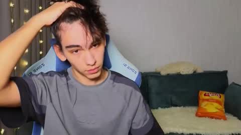 Snapshot of chem1ko chatting on 09/25/25, 10:30 LUCASRYANPVT IS OPEN online show from 09/25/25, 10:30