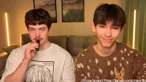 Snapshot of chem1ko chatting on 10/10/25, 06:01 LUCASRYANPVT IS OPEN online show from 10/10/25, 06:01