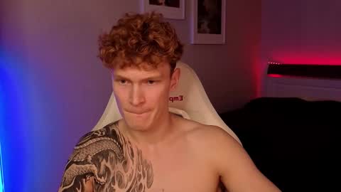 Snapshot of chem1ko chatting on 10/14/25, 04:52 LUCASRYANPVT IS OPEN online show from 10/14/25, 04:52