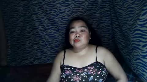 Snapshot of chenita_kits chatting on 11/28/25, 10:51 chenita_kits online show from 11/28/25, 10:51
