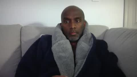 Snapshot of chenthu1979 chatting on 04/06/26, 11:11 chenthu1979 online show from 04/06/26, 11:11