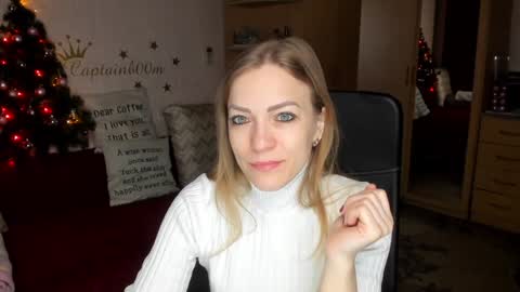 Silvia online show from 12/30/24, 03:25