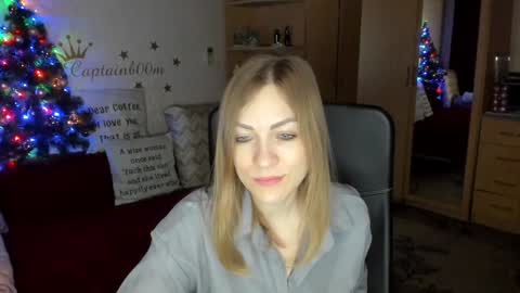 Silvia online show from 01/04/25, 06:19
