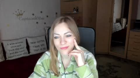 Silvia online show from 01/16/25, 05:00