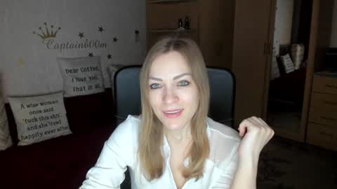 Silvia online show from 01/30/25, 04:37
