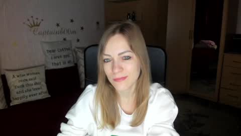 Silvia online show from 01/31/25, 04:25