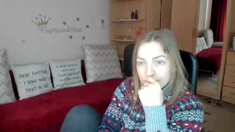 Silvia online show from 02/19/25, 06:11