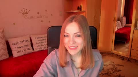 Silvia online show from 03/10/25, 06:59
