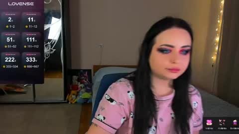 Emily online show from 05/10/26, 06:57