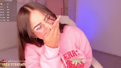 Snapshot of cherry_blond_ chatting on 01/28/25, 12:15 Cherry online show from 01/28/25, 12:15
