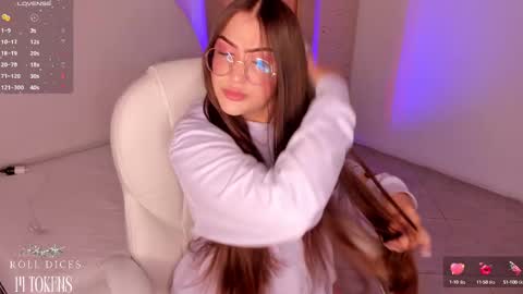 Snapshot of cherry_blond_ chatting on 02/20/25, 06:39 Cherry online show from 02/20/25, 06:39