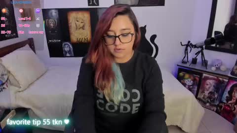 Snapshot of cherry_blushh chatting on 11/14/25, 07:01 cherry_blushh online show from 11/14/25, 07:01