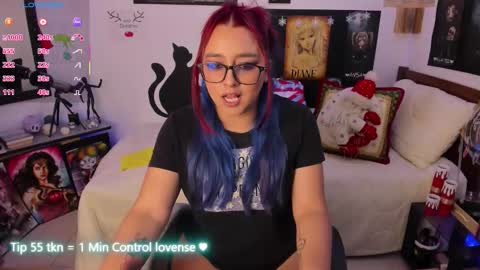 Snapshot of cherry_blushh chatting on 12/04/25, 06:27 cherry_blushh online show from 12/04/25, 06:27