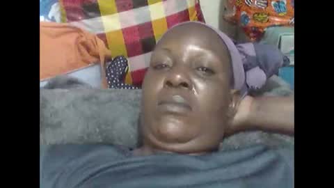 cherry_cherry2 online show from 12/16/25, 03:00