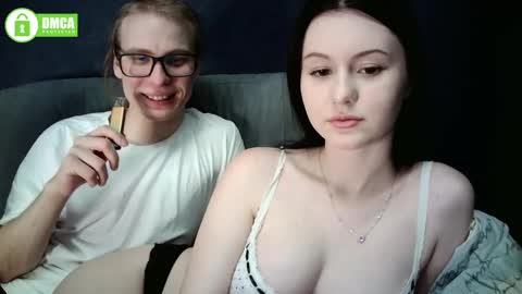 Snapshot of cherry_daikiry chatting on 03/08/25, 03:13 Regina and Mathew online show from 03/08/25, 03:13