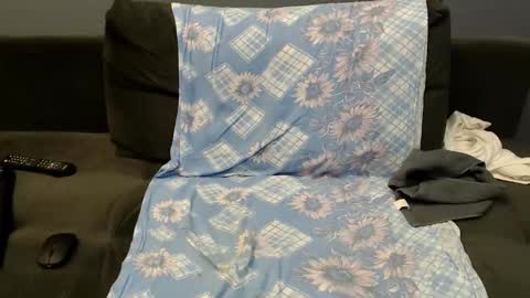 Astrid online show from 09/17/25, 06:15